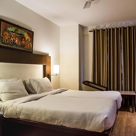 Hotel Golden Orchid Lucknow Dış mekan fotoğraf