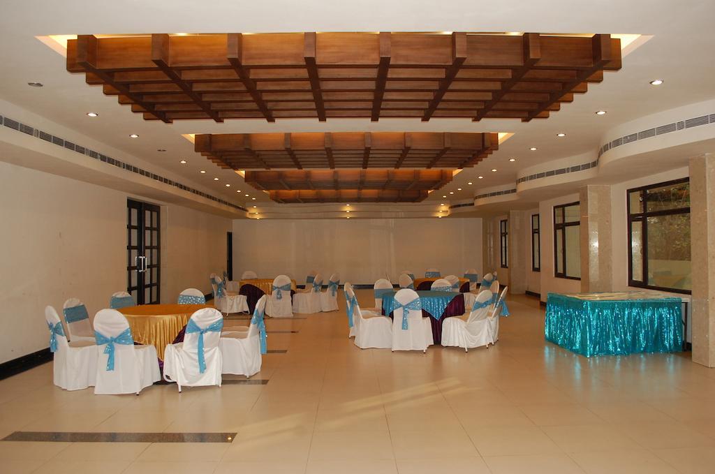 Hotel Golden Orchid Lucknow Dış mekan fotoğraf