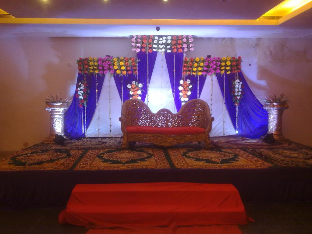 Hotel Golden Orchid Lucknow Dış mekan fotoğraf