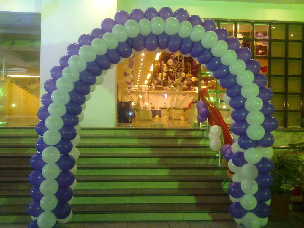 Hotel Golden Orchid Lucknow Dış mekan fotoğraf