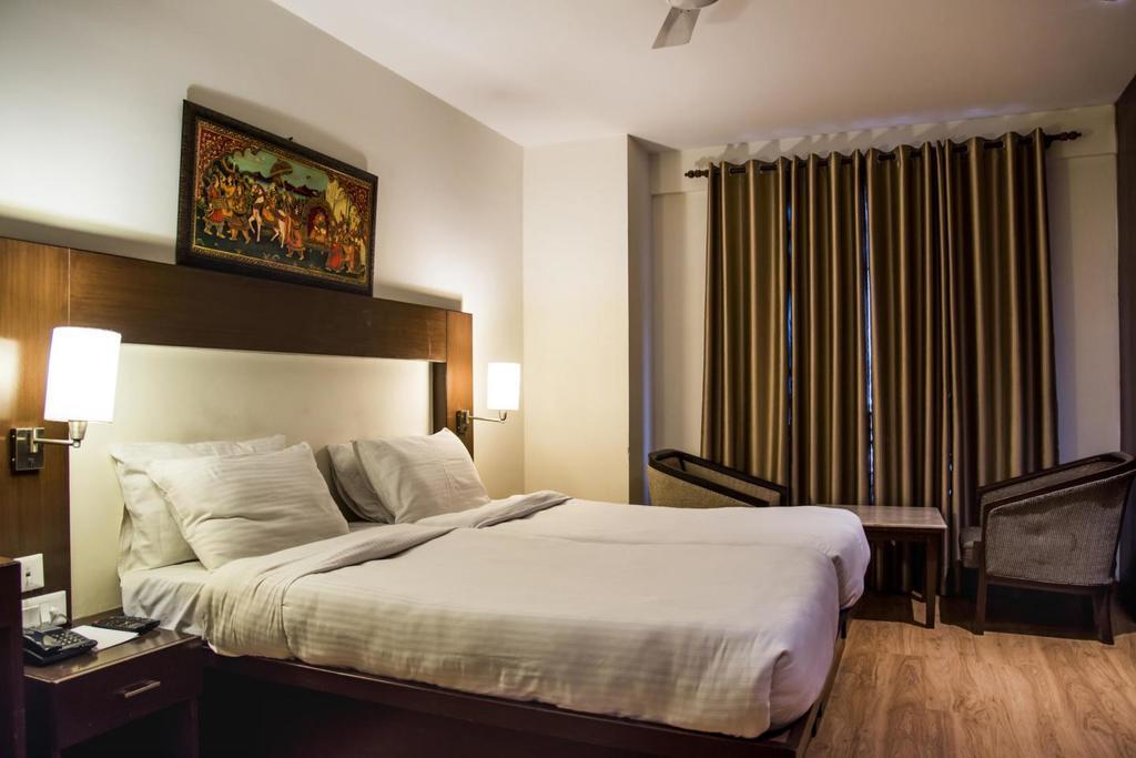 Hotel Golden Orchid Lucknow Dış mekan fotoğraf